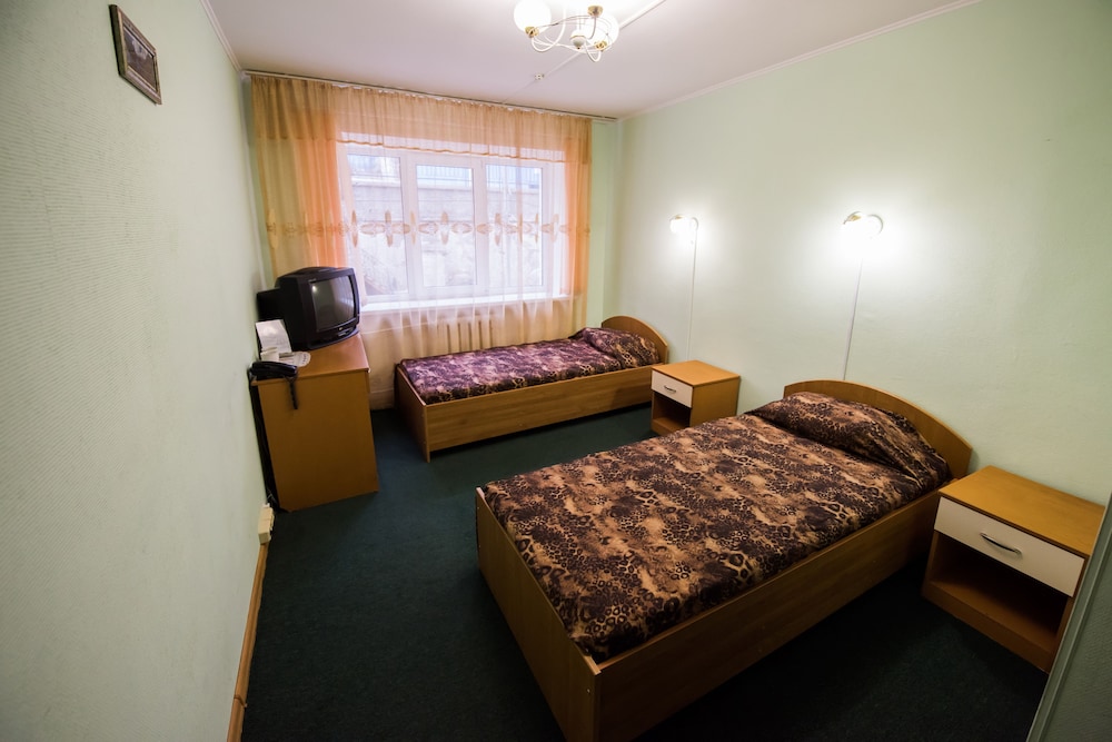 Economy Twin Room photo 1