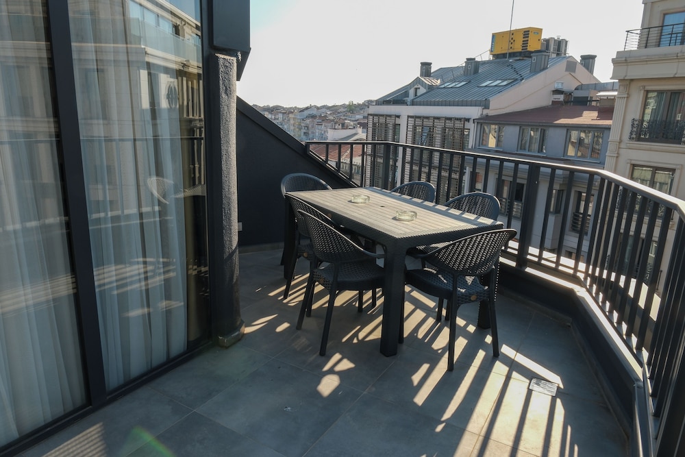 Luxury Duplex photo 3
