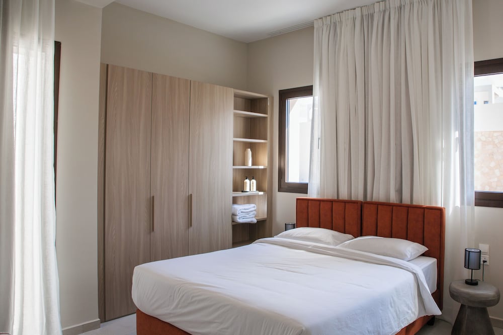 Superior Villa, 3 Bedrooms, Private Pool, Garden Area photo 3