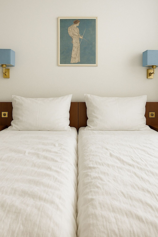 Classic Twin Room photo 1