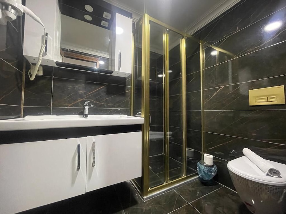 Quadruple Room - Photo 4