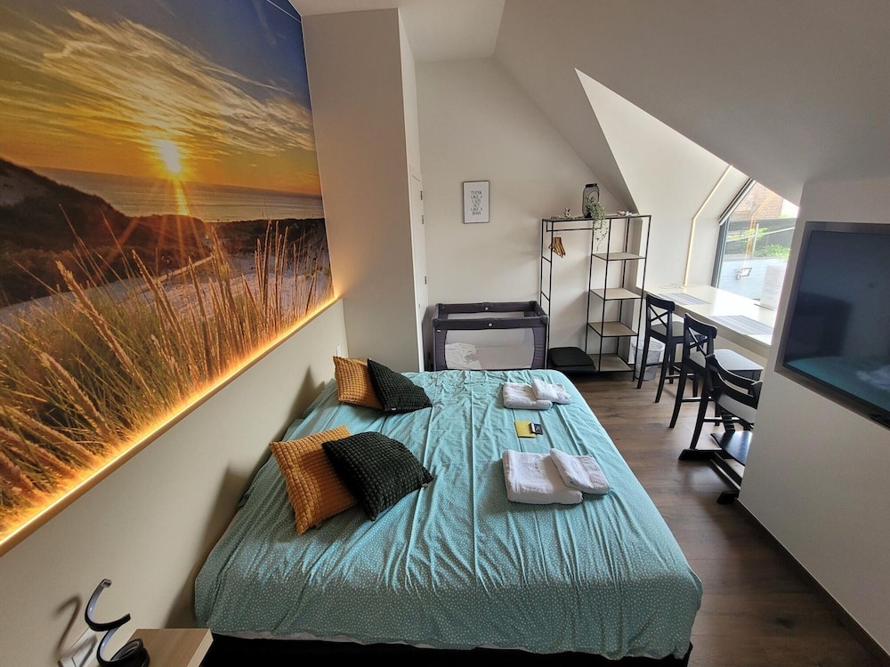 Apartment photo 2