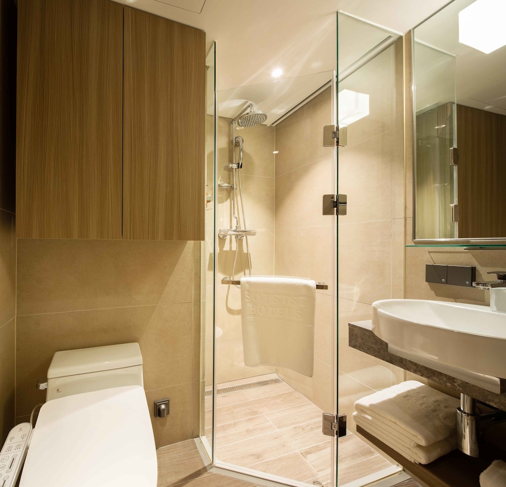 Standard Double Room (Credit Cards Only) - Photo 13