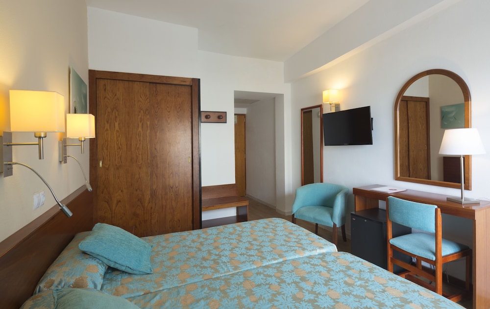 Double Room, Balcony, Partial Sea View - Photo 7