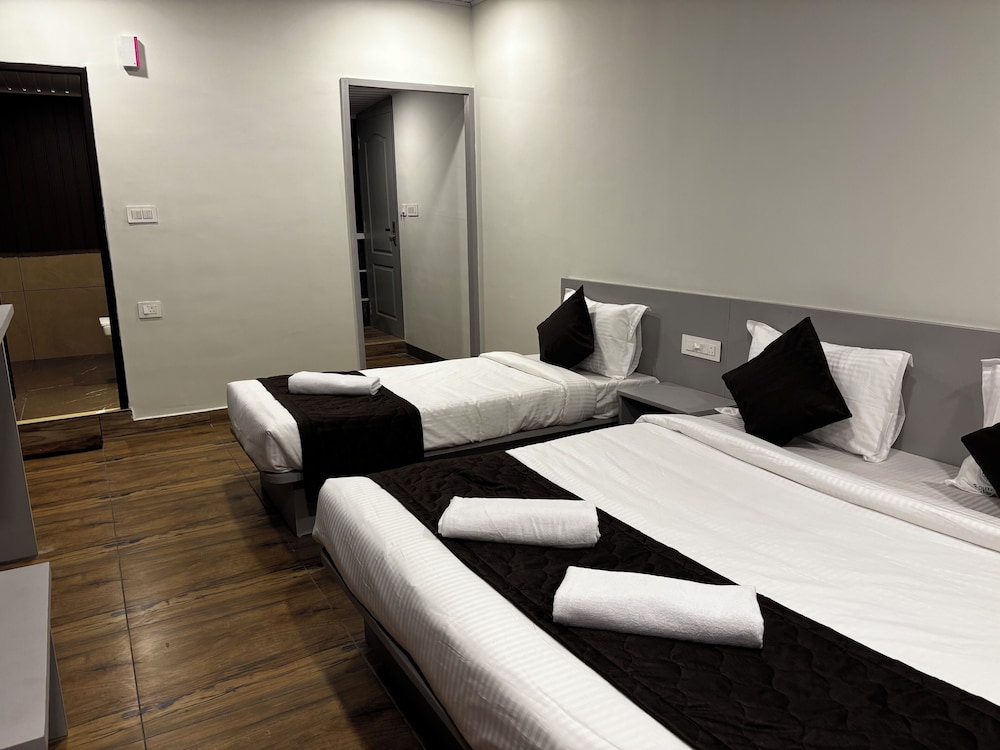 Deluxe Triple Room photo 2