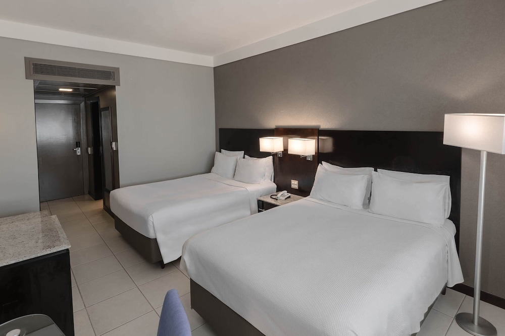 Deluxe Twin Room - Photo 2