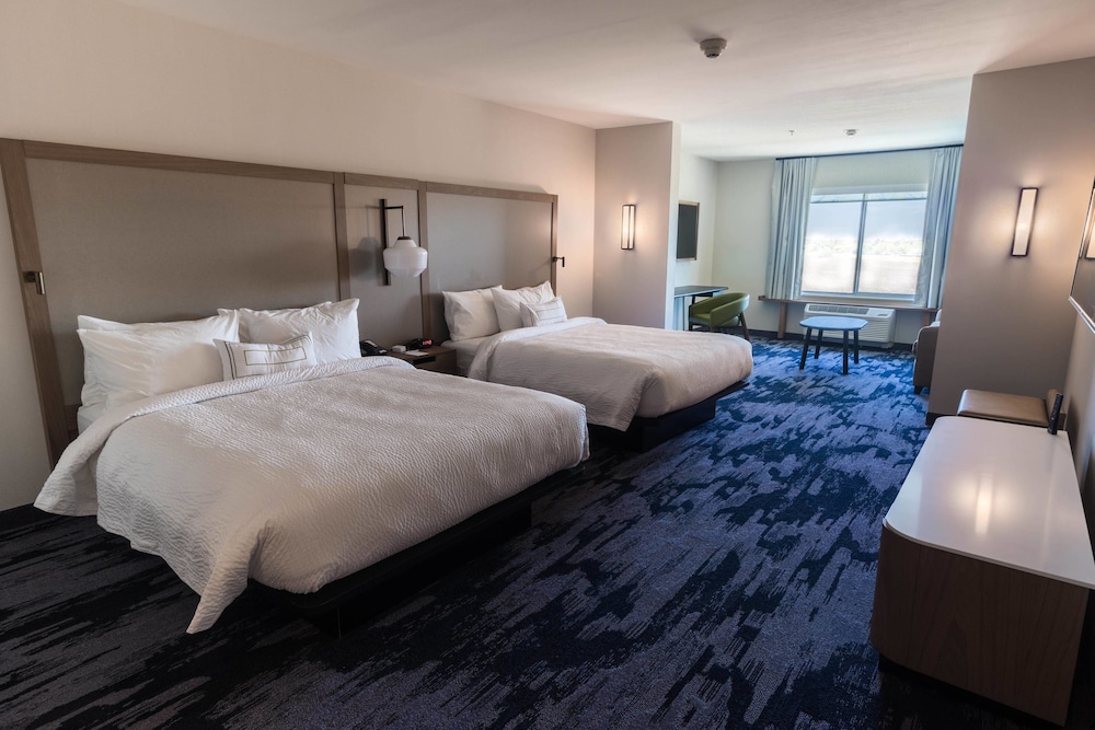 Suite, Multiple Beds, City View photo 1