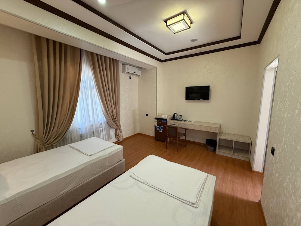 Classic Room, Patio, City View photo 1
