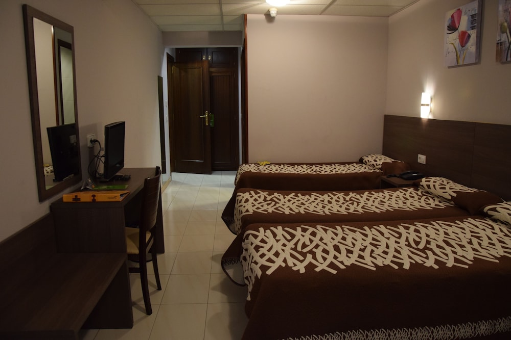 Triple Room photo 2