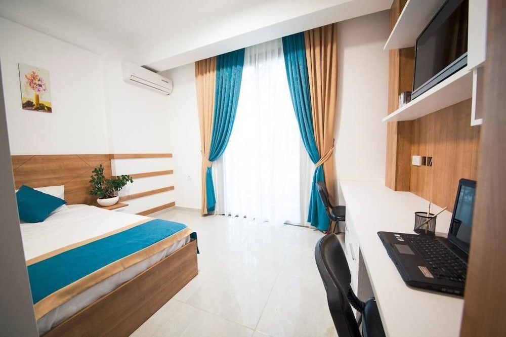Standard Double or Twin Room photo 1