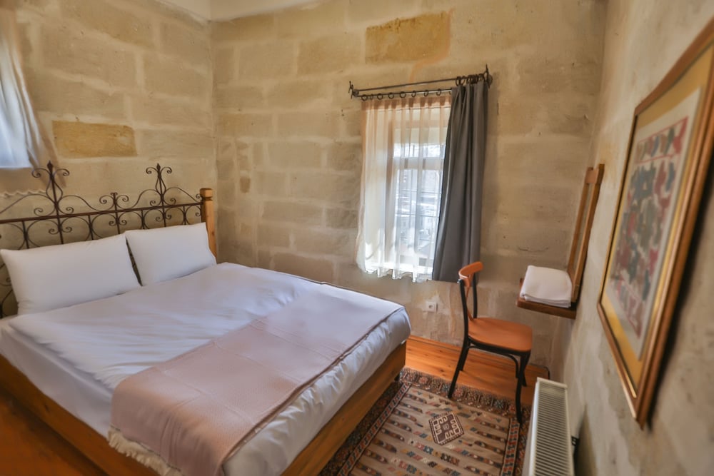 Double or Twin Room, City View photo 2
