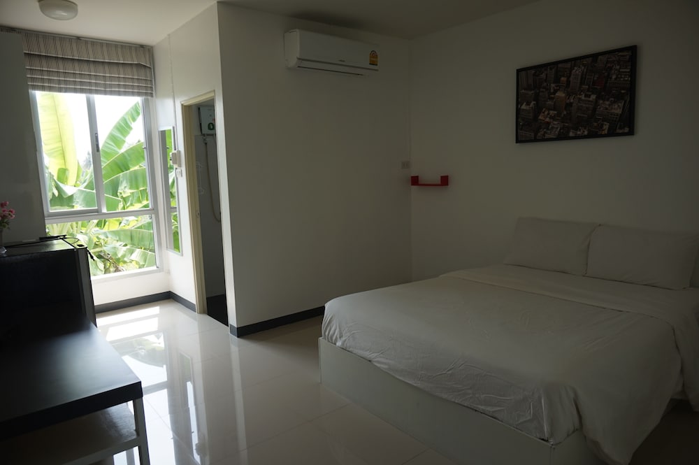 Deluxe Double Room photo 3
