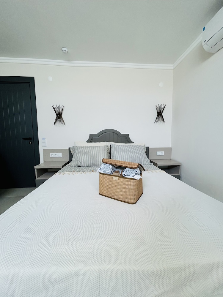 Standard Twin Room, Multiple Beds photo 1