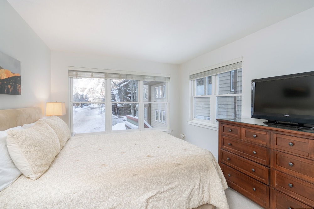 Apartment (1 Bedroom)