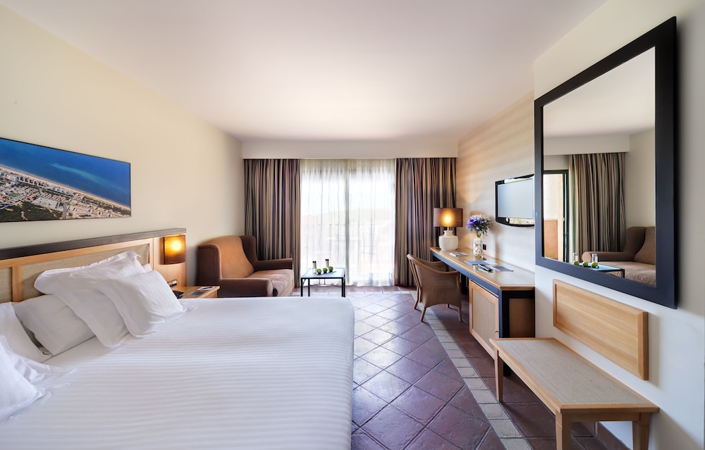Superior Double Room Single Use - Photo 3