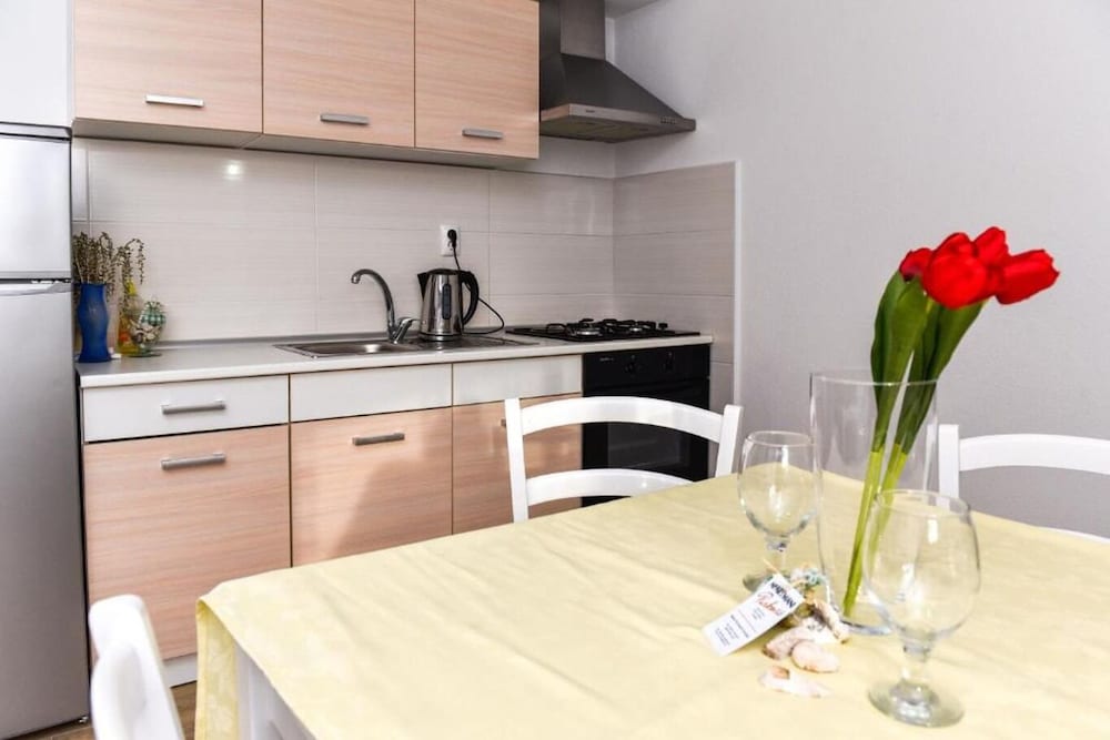 Apartment (Hope - 200 m from sea - A2(2+2))