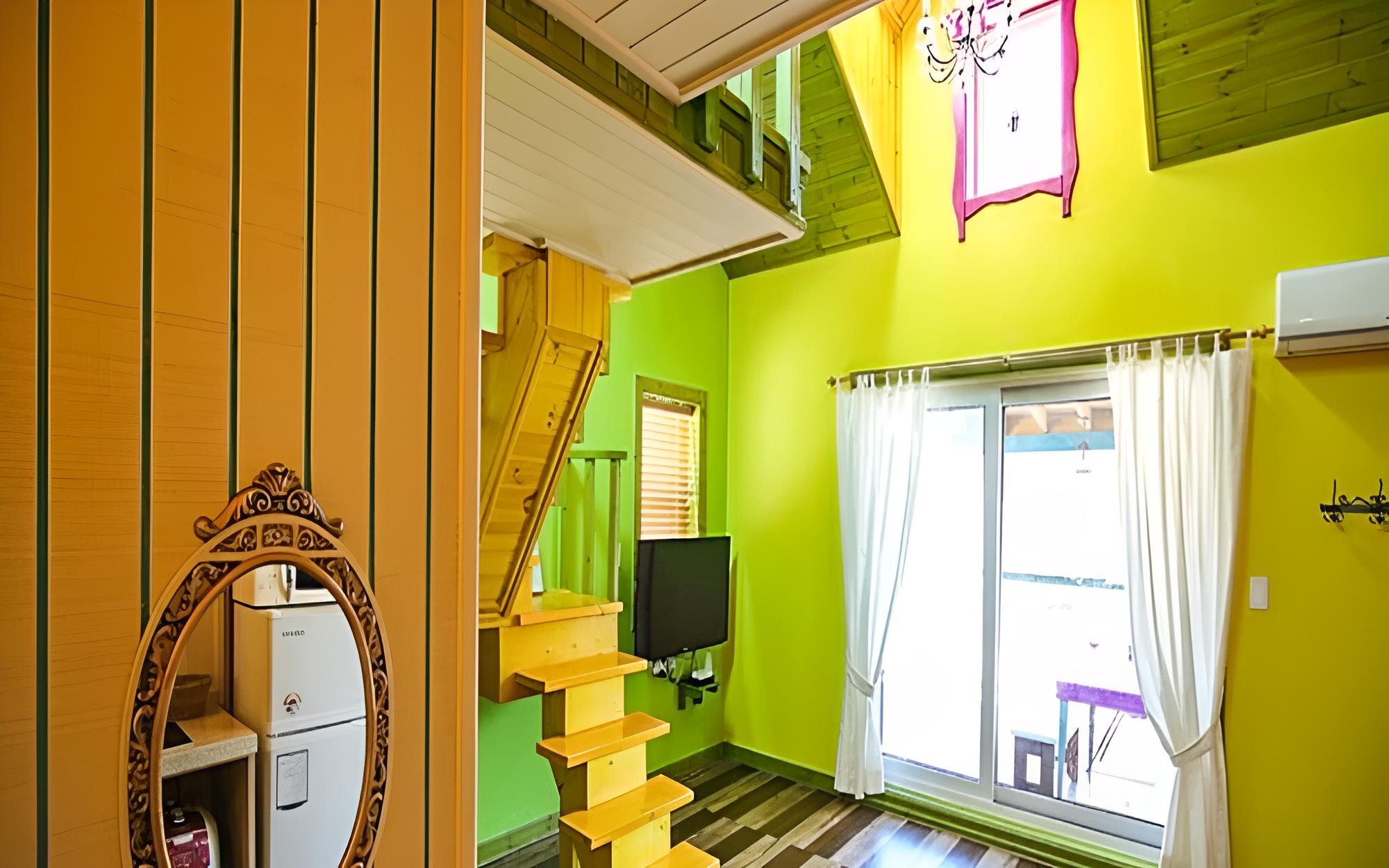 Room (Amitie (Duplex)) - Photo 6