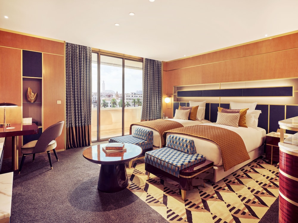 Deluxe Room - Photo 1