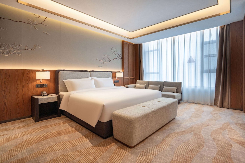 Presidential Suite, 1 King Bed with Sofa bed, Non Smoking