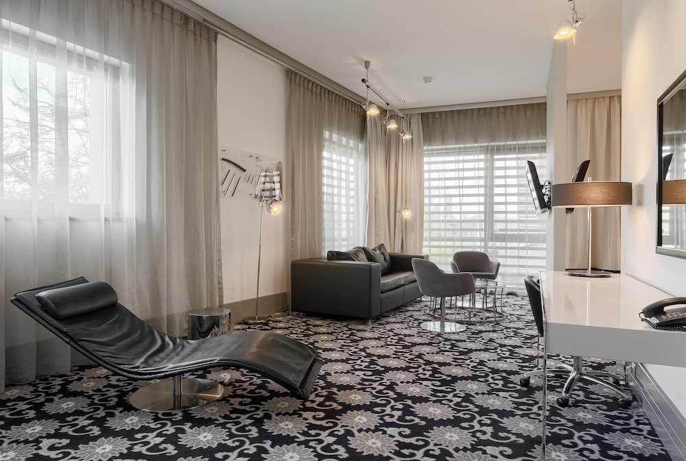 Junior Studio Suite - Photo 2