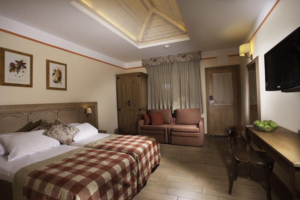 Village Superior Room photo 1