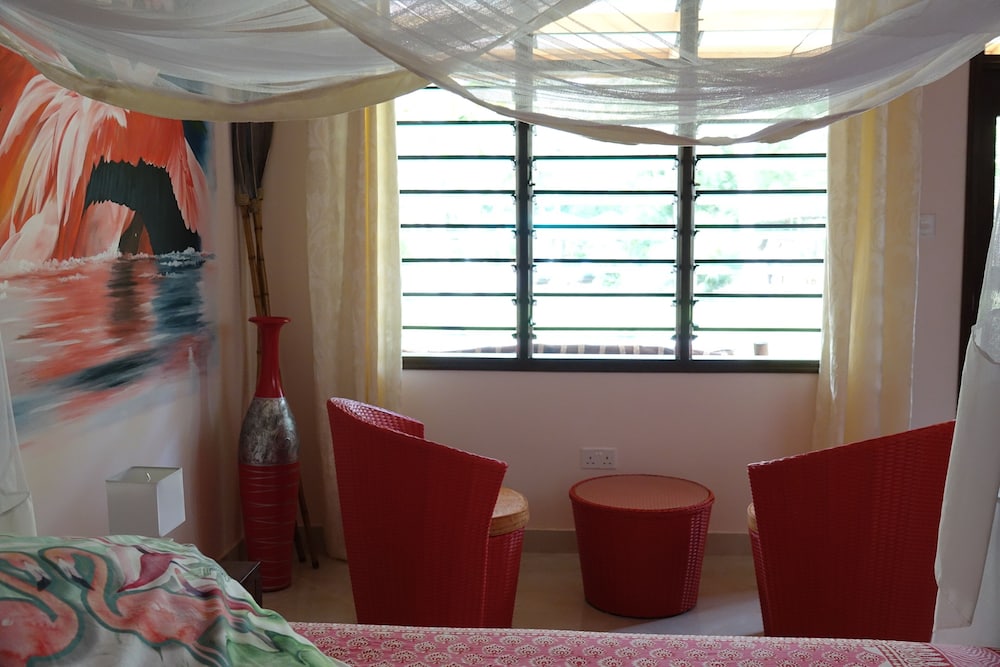 Deluxe Studio Suite, Garden View photo 3