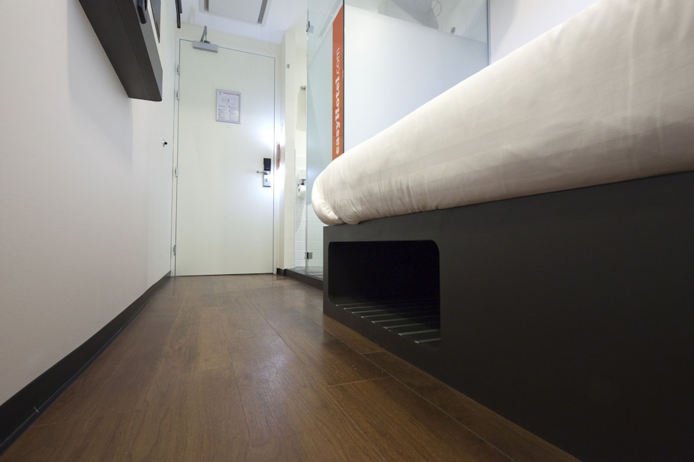 Standard Double Room, 1 Double Bed thumbnail 6