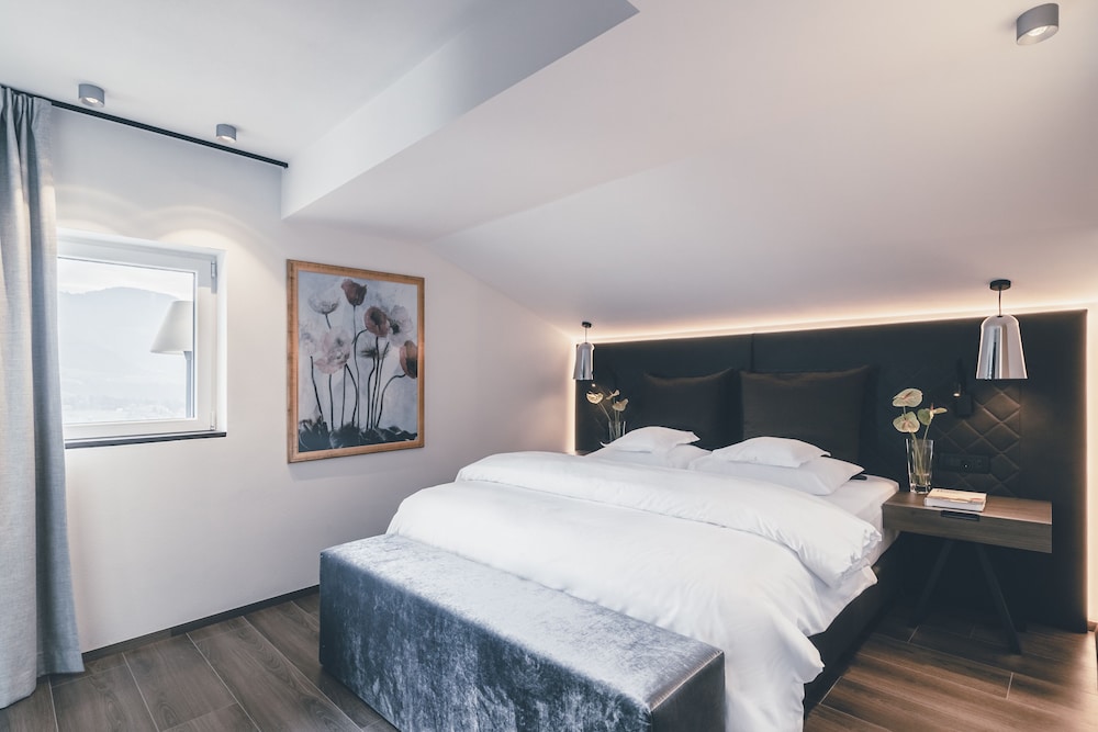 Comfort Suite photo 2