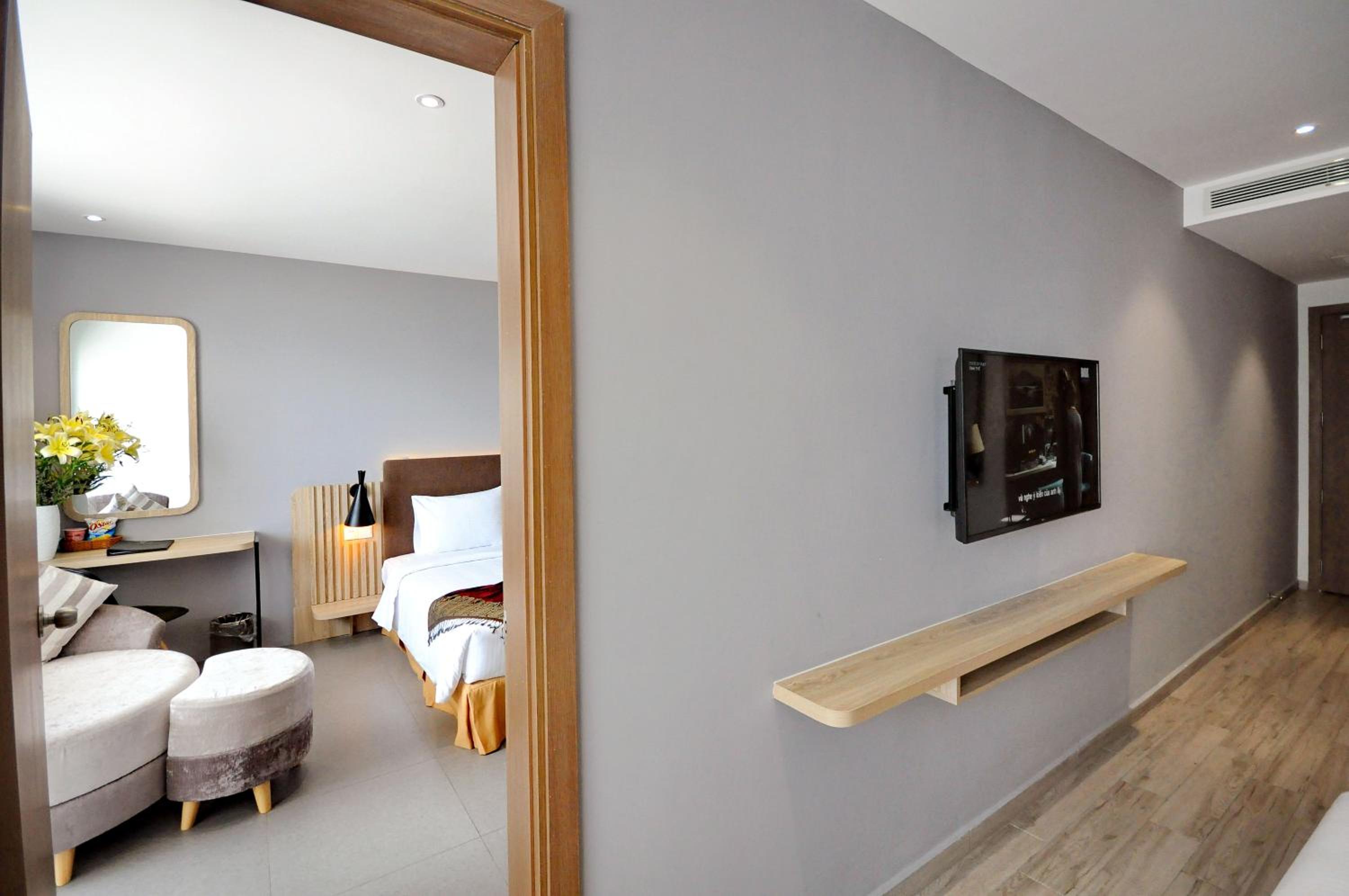 Family Room with Sea View - Photo 16