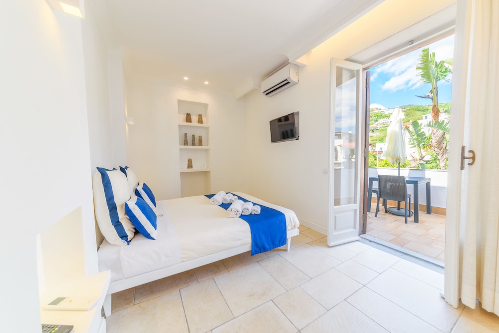 Superior Double Room photo 1