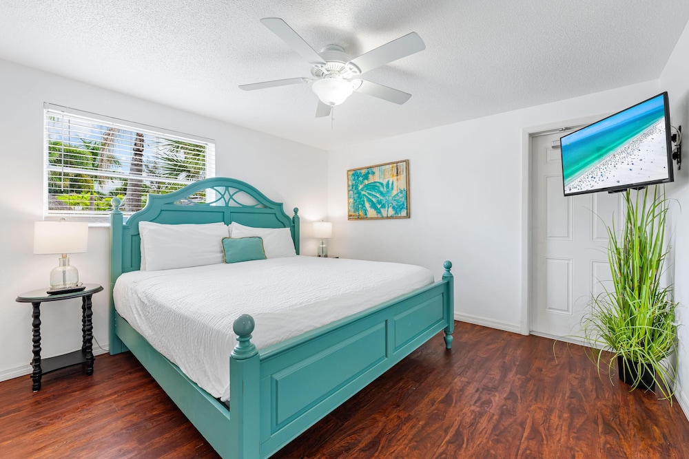 Villa, Multiple Beds (1108)