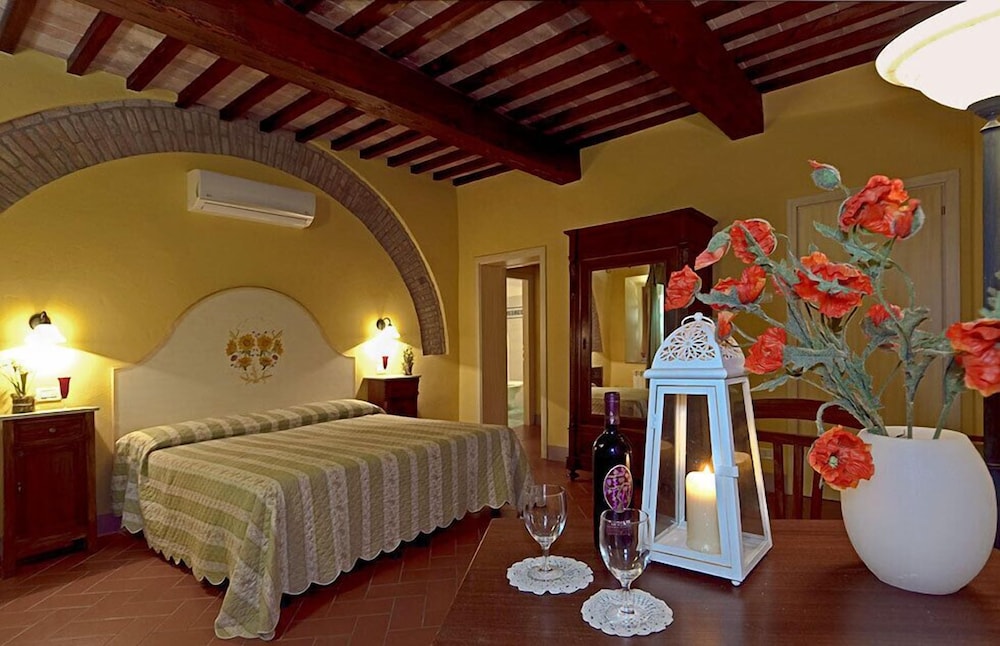Double or Twin Room (frantoio) photo 1