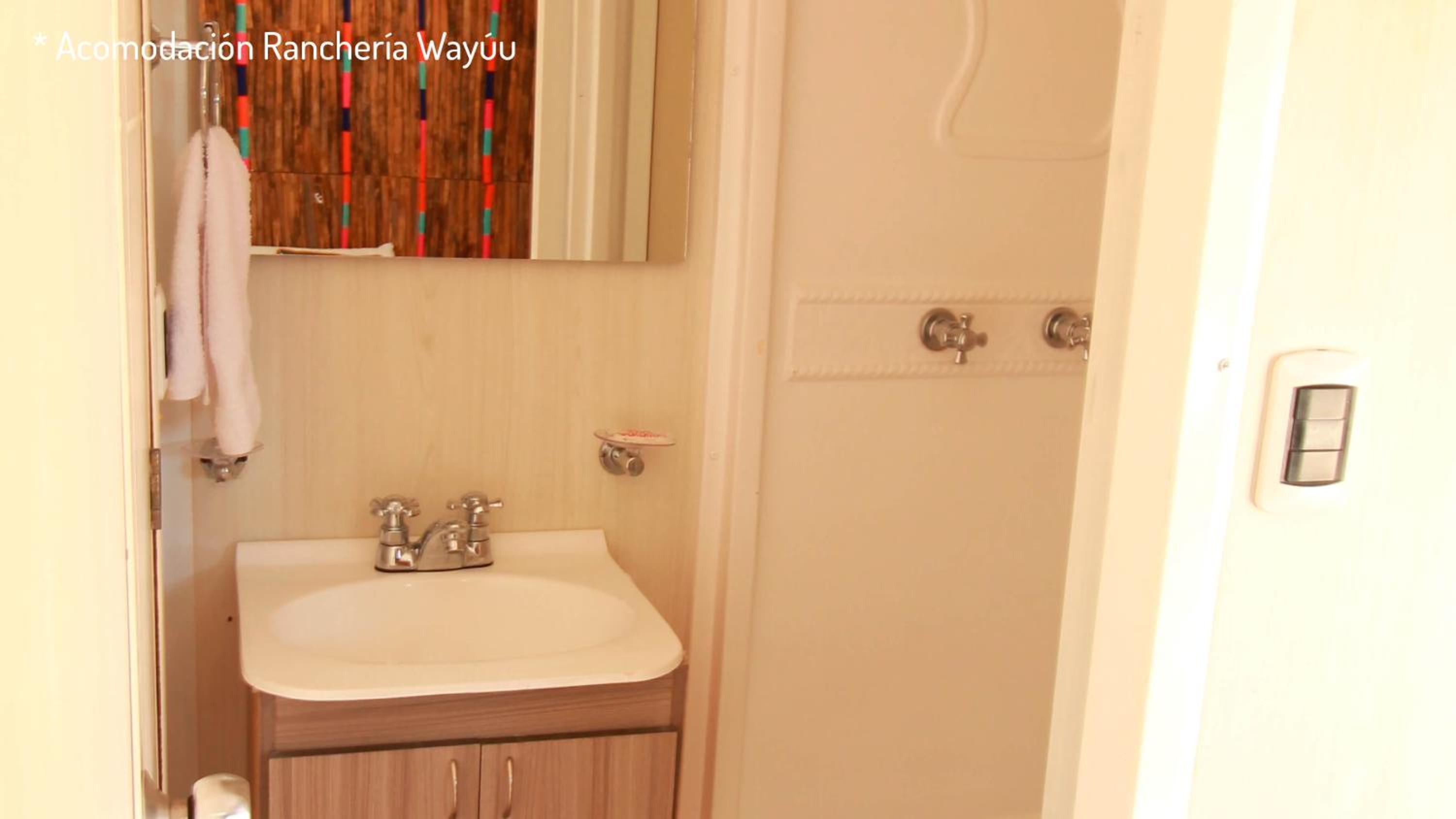 Budget Double Or Twin Room photo 2