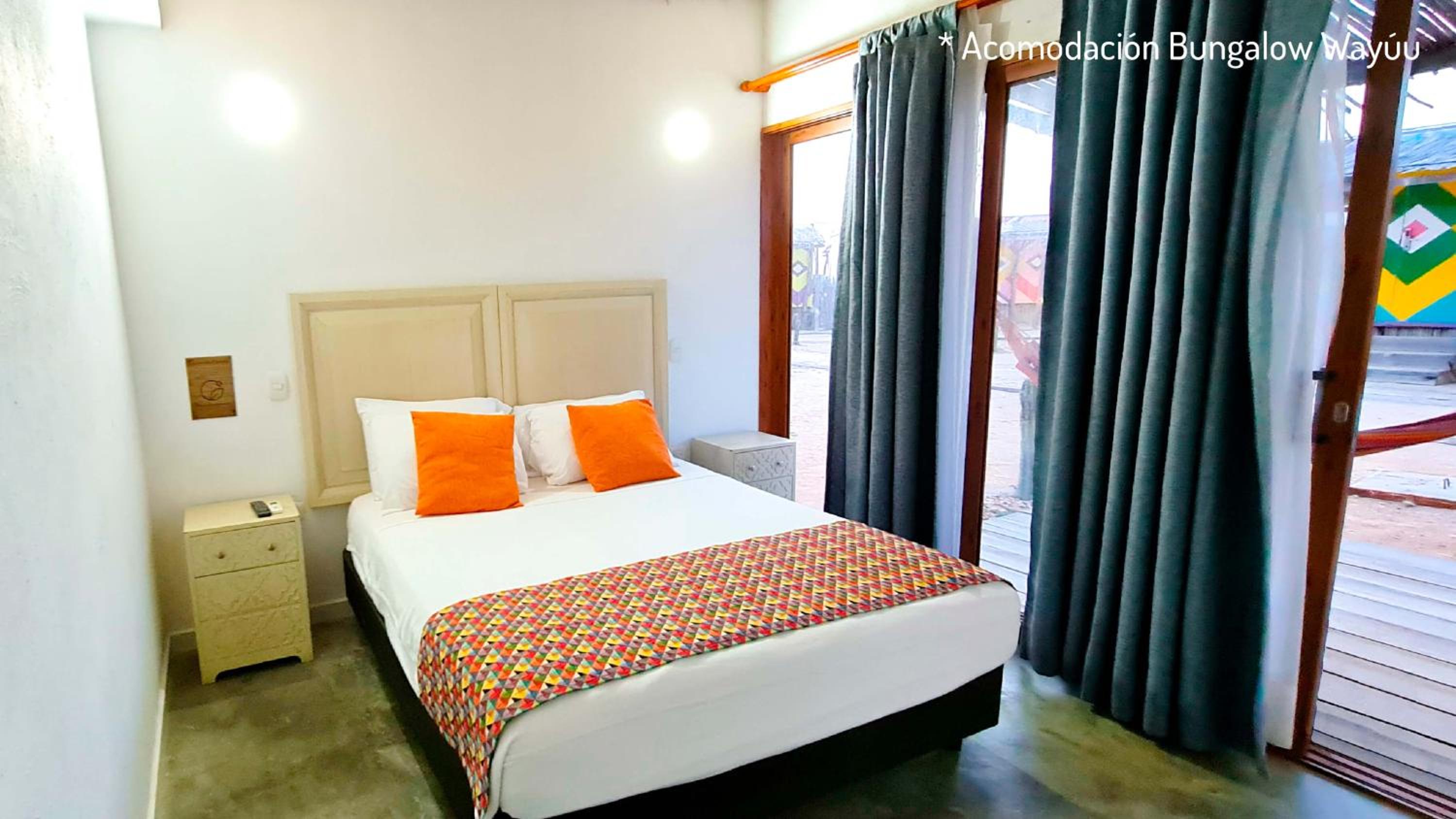Bungalow - Photo 2