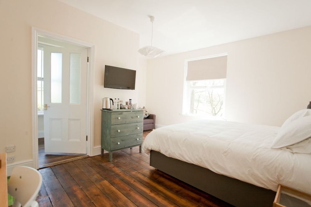 Deluxe Double or Twin Room, Garden View photo 2