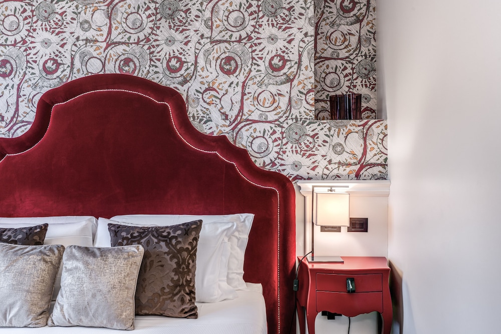 Standard Double or Twin Room photo 3