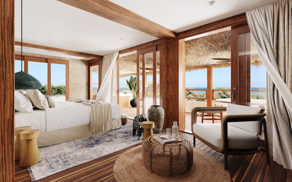 Presidential Suite, Hot Tub, Oceanfront