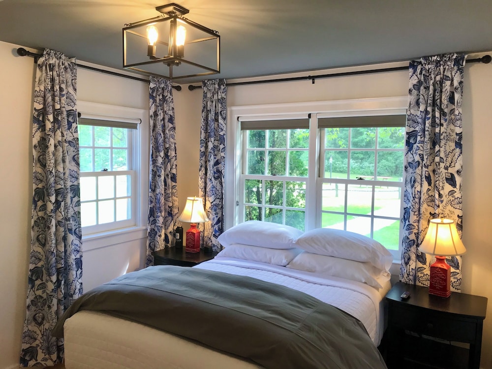 Deluxe Double Room, Ensuite (Franklin) photo 3