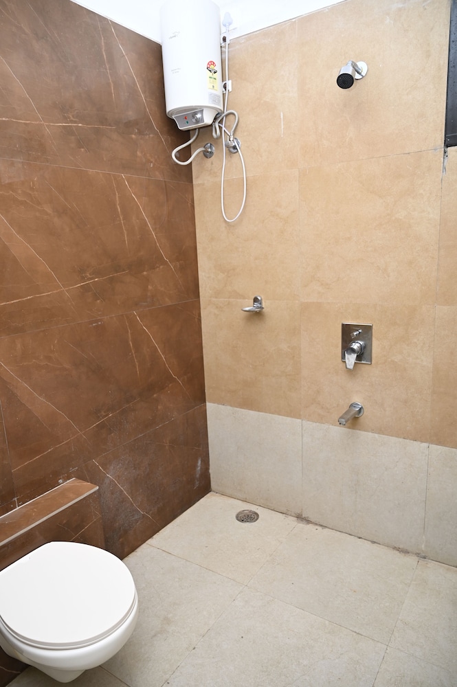 Rajmahal Premium King Deluxe photo 3