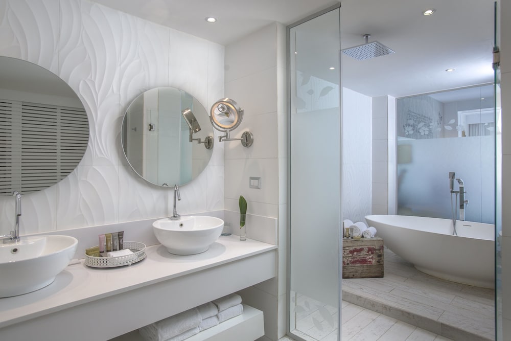 Privileged Romance Deluxe Junior Suite