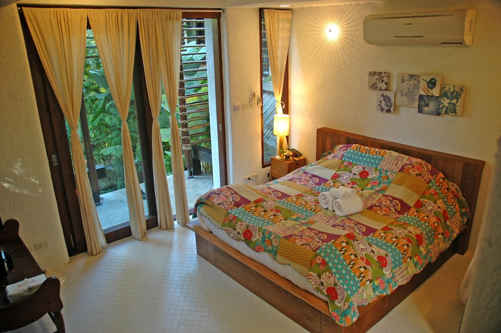 Fern Hill Villa photo 2