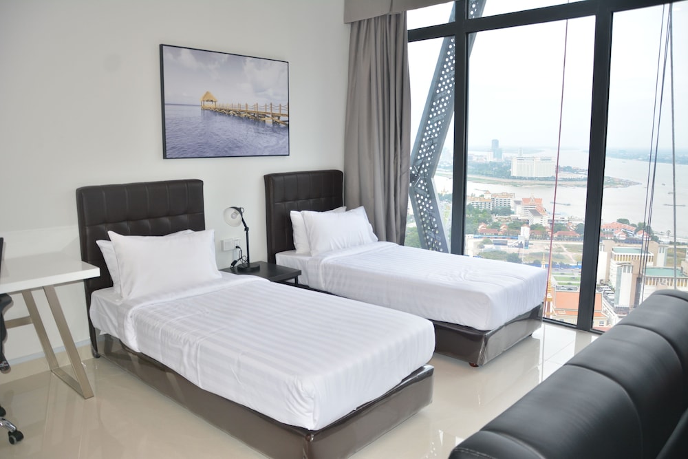 Superior Twin Room, City View photo 1