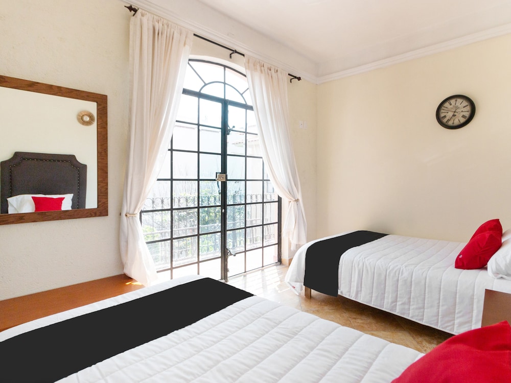 Standard Triple Room - Photo 2