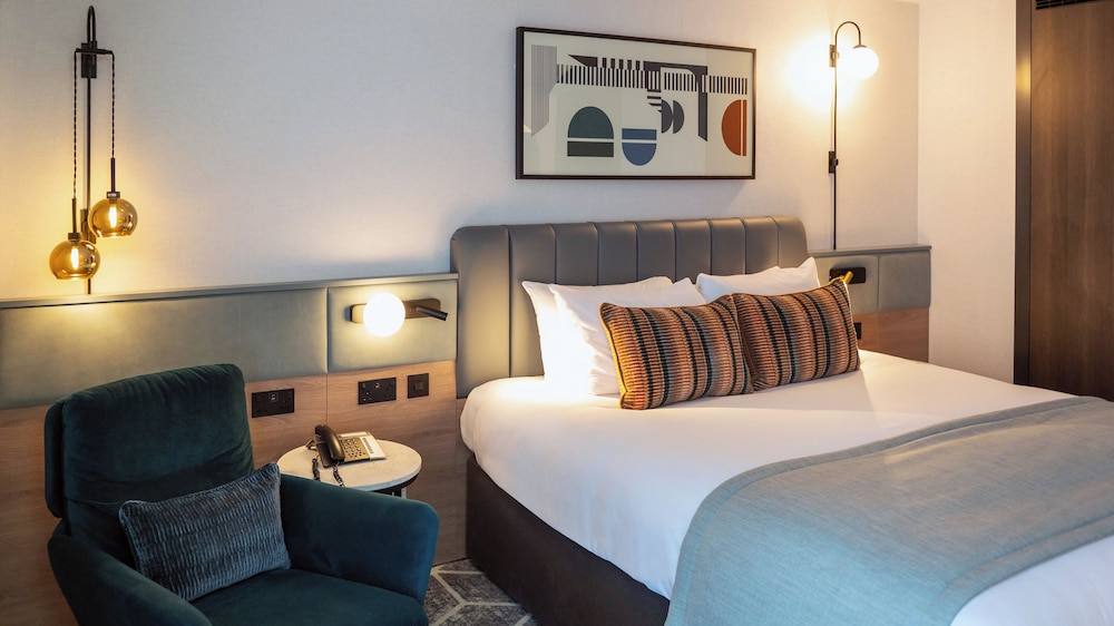 Premium Room, 1 King Bed, Club Lounge Access (Club Floor) - Photo 6