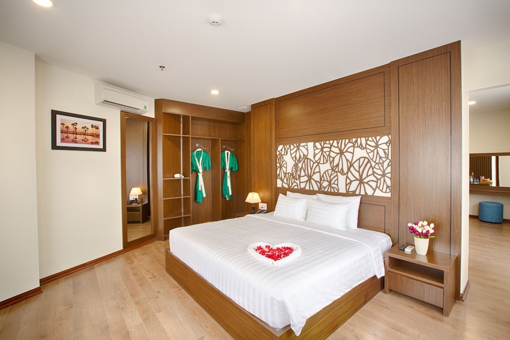 Deluxe Suite photo 1