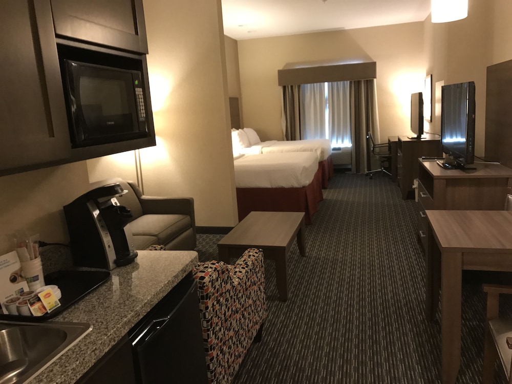Standard Room, 2 Queen Beds - Photo 1