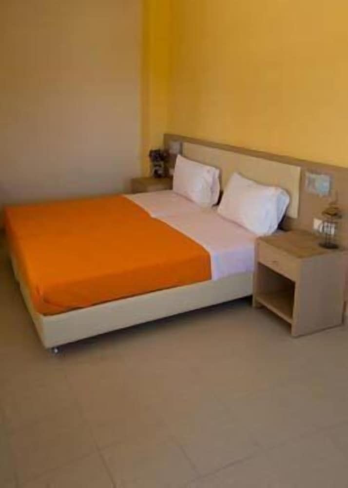 Double Room, Garden View, Ground Floor