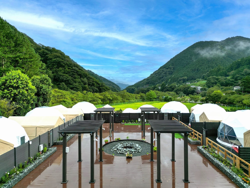 Dome Tent, Non Smoking - Photo 7