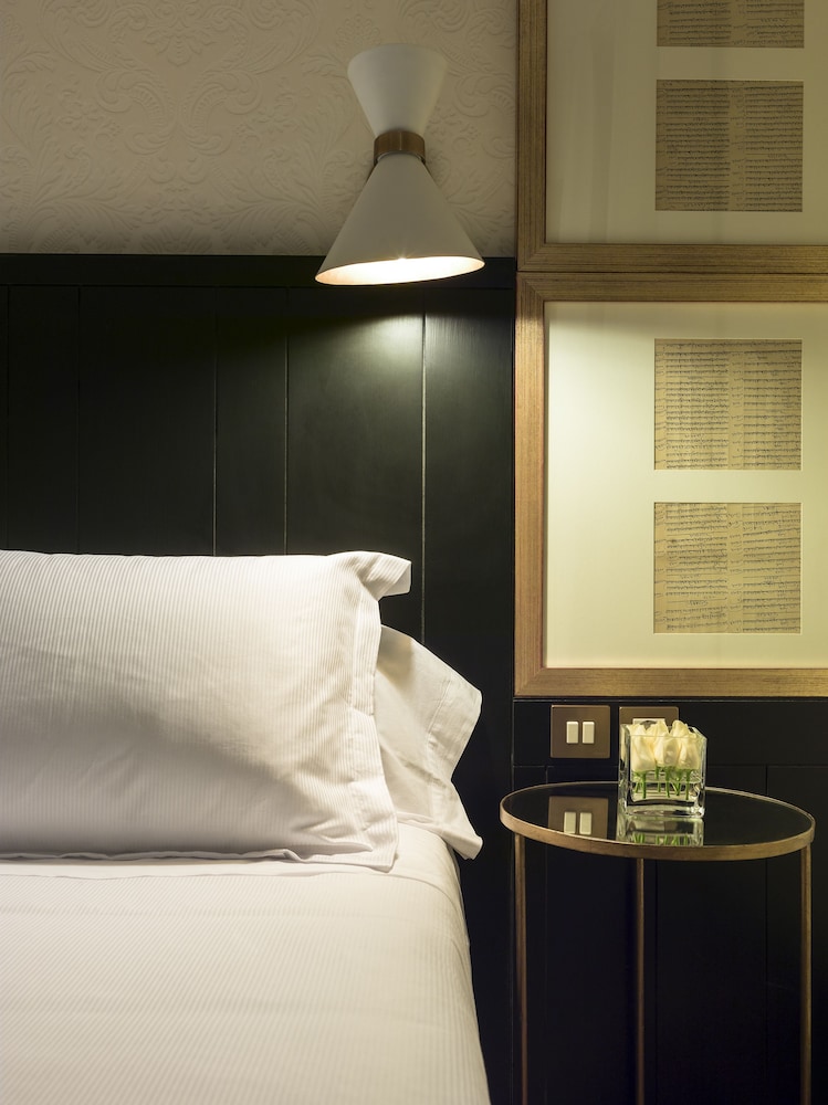 Superior Triple Room, Terrace photo 2