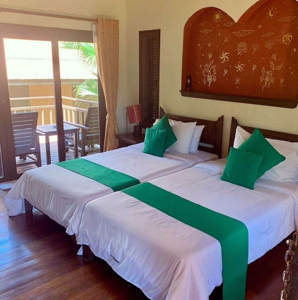 Chalet, Mountain View - Photo 5